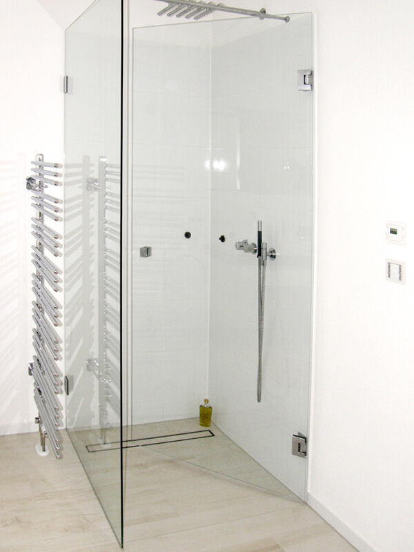Glasmalerei Sattler, Walk-Inn-Dusche